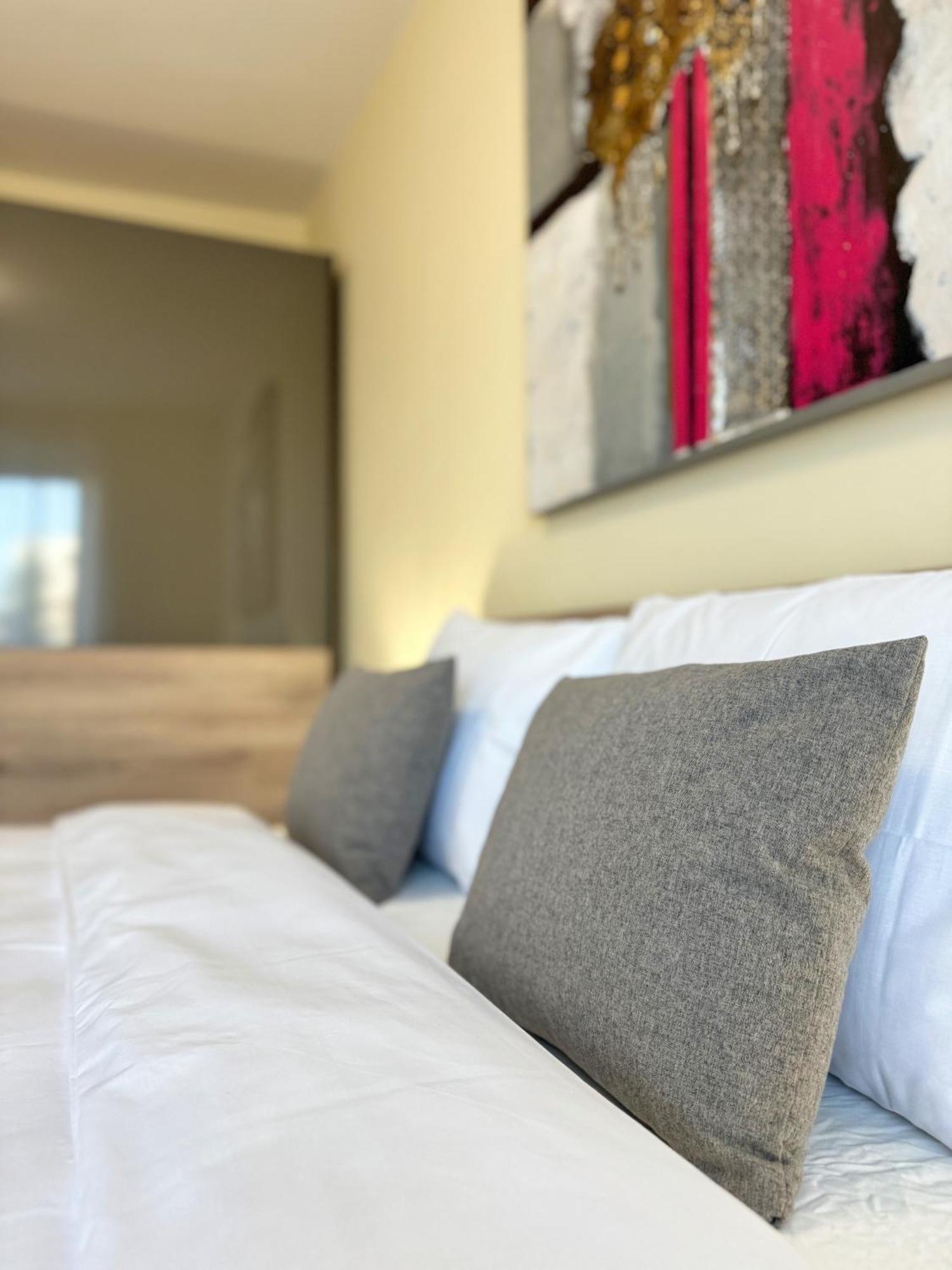 Restful Apartment For 4 Guests In Burgas Exterior foto