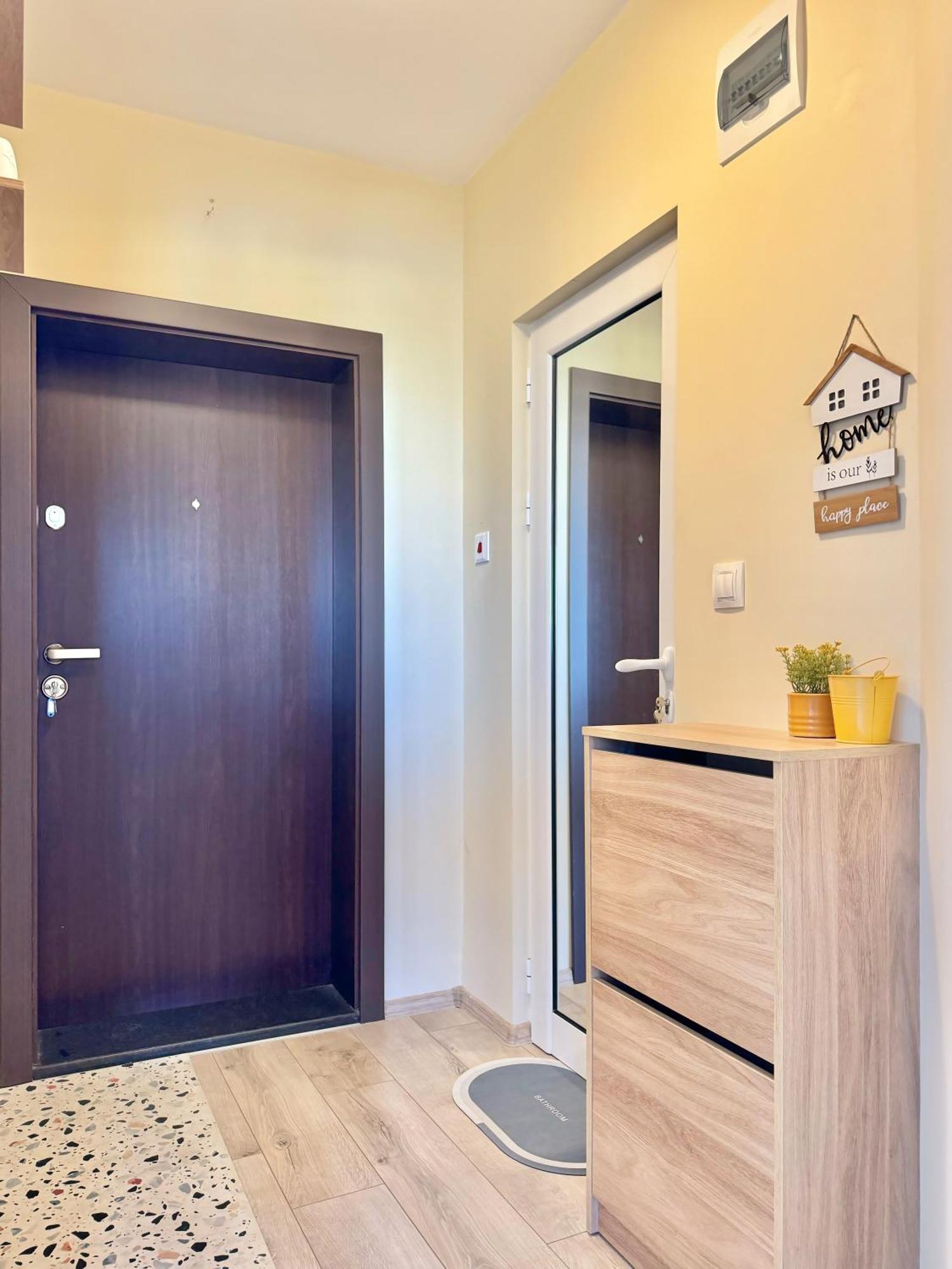 Restful Apartment For 4 Guests In Burgas Exterior foto